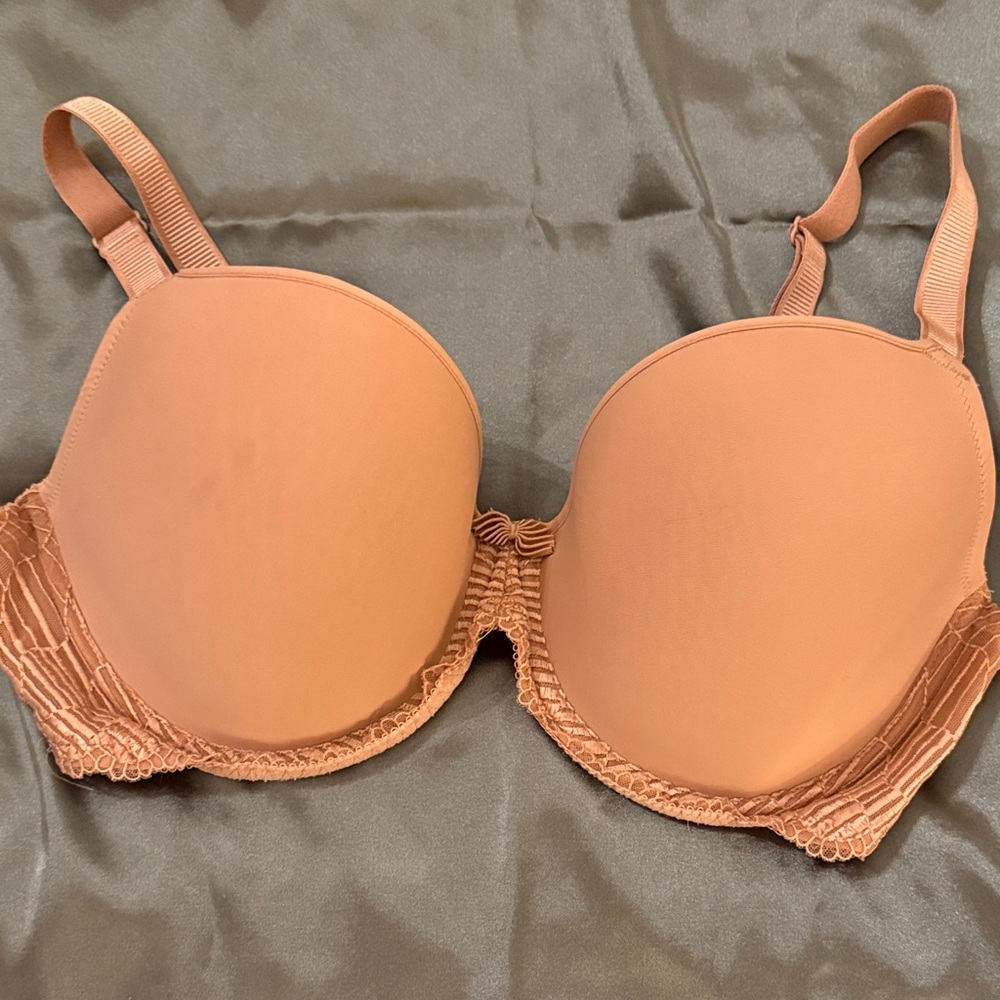 Wacoal Tan Lace Accent Bra